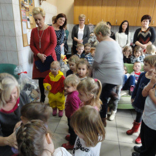 Akcja charytatywna „Misie dla dzieci chorych i poszkodowanych w wypadkach”  2014 - zdjęcie 64